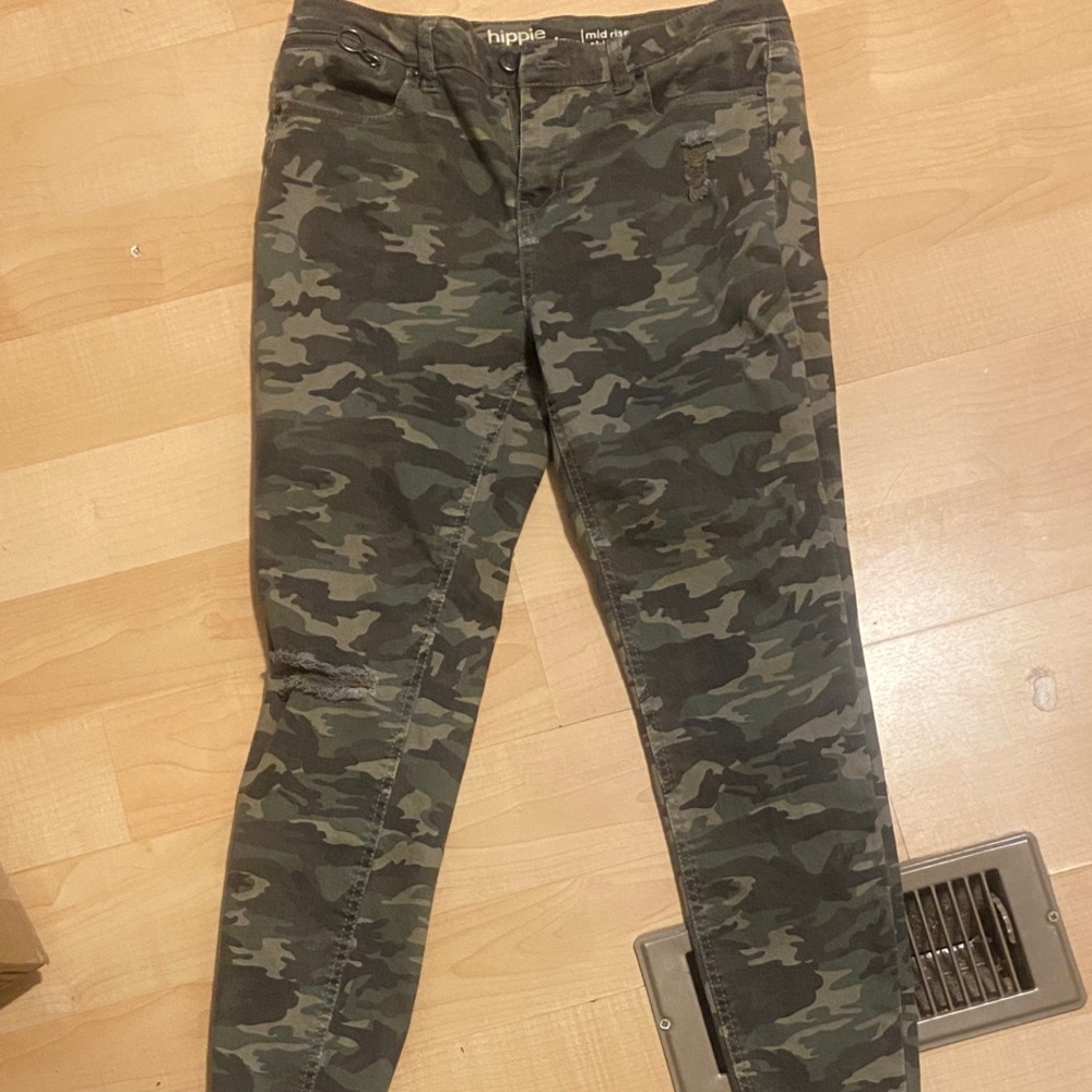 Hippie Laundry Camouflage Women Jeans